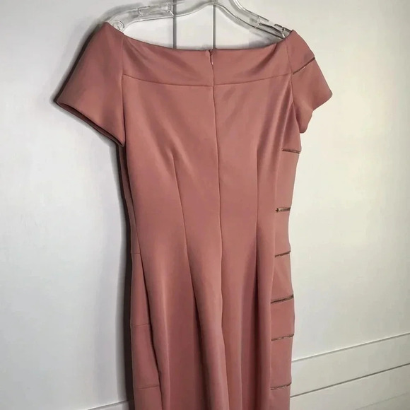 RINASCIMENTO Body Con Zipper Dress - Picture 3 of 8